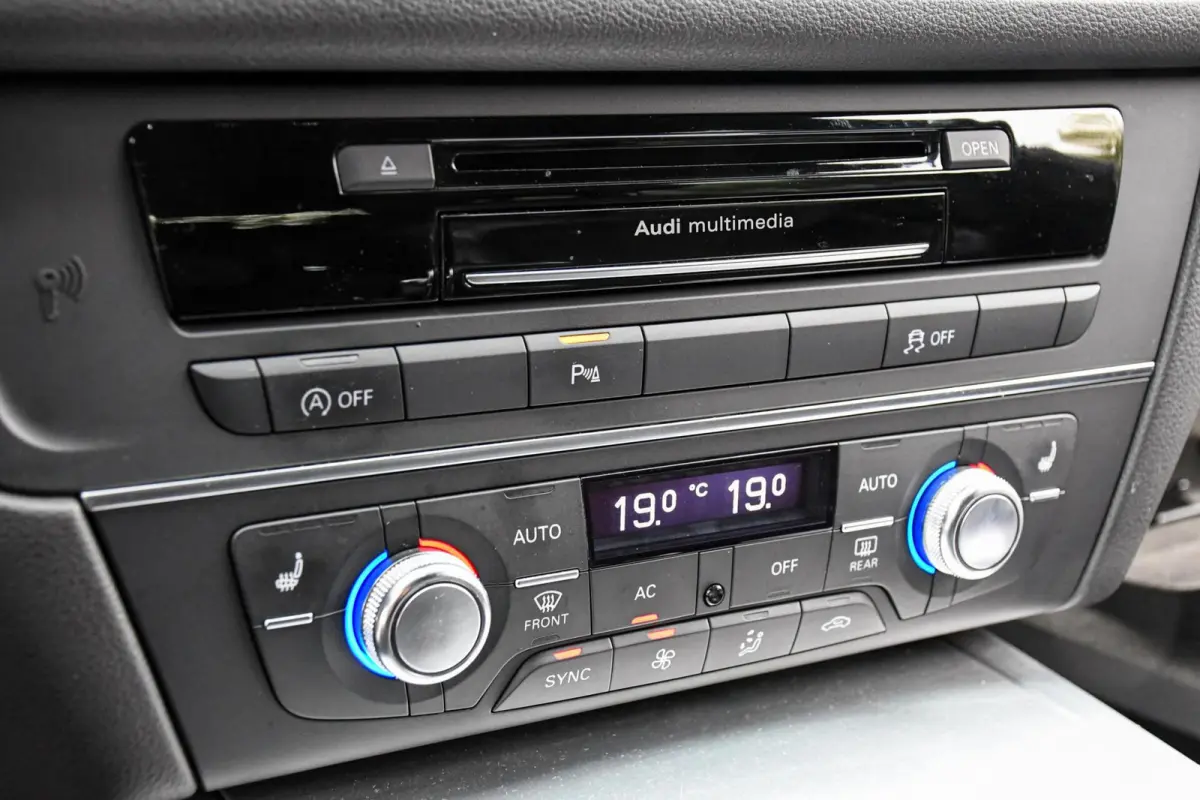 3.0 TFSI quattro S-line Trekhaak Stoelverwarming