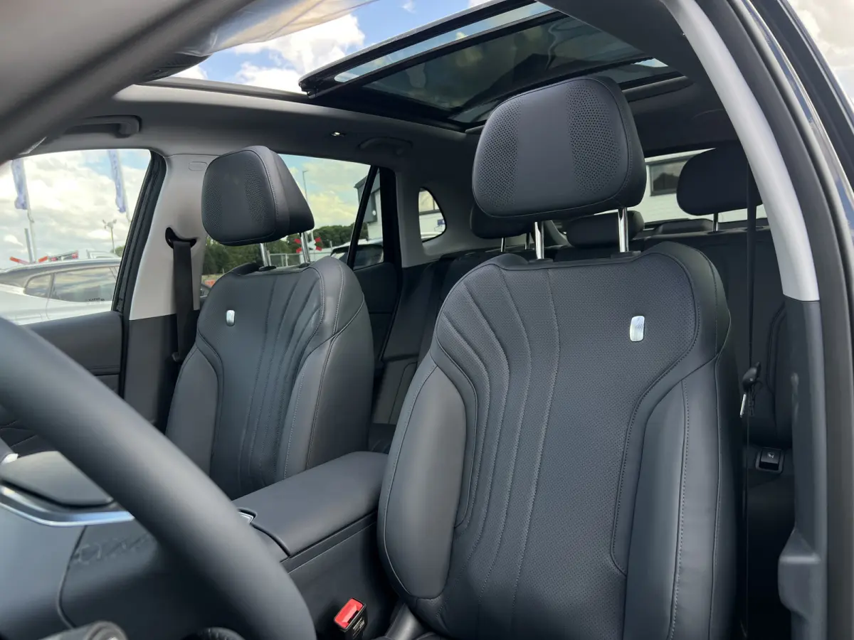 1.5 Max+ PHEV | Long Range | 8 jaar garantie | Geely Specialist | Pano