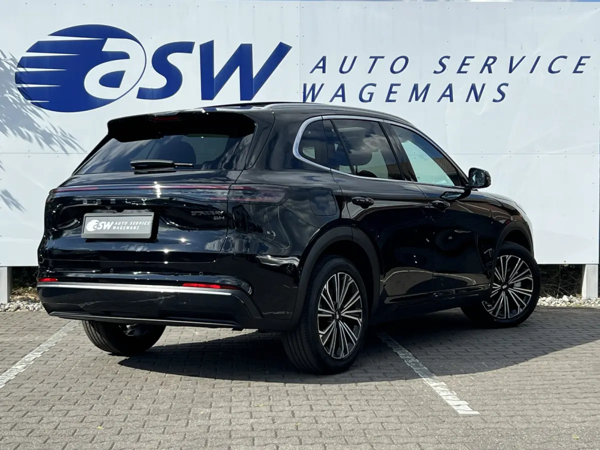1.5 Max+ PHEV | Long Range | 8 jaar garantie | Geely Specialist | Pano