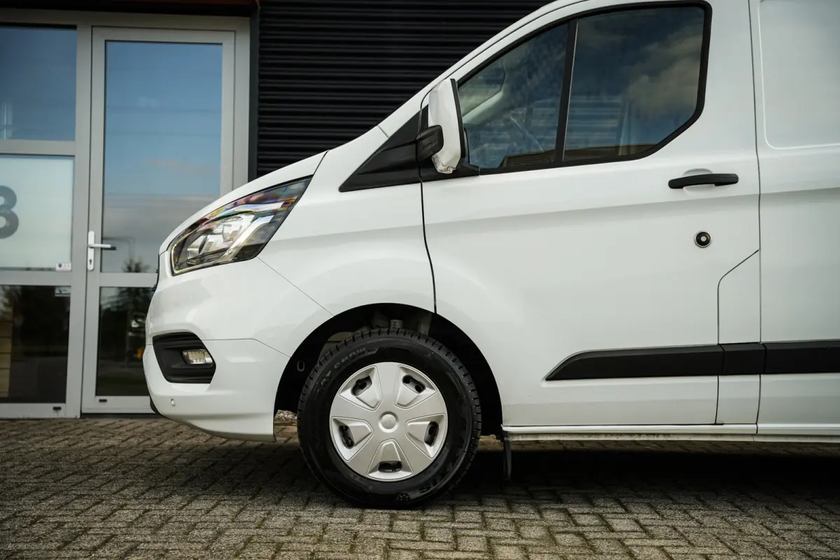280 2.0 TDCI L1 Trend | Airco | Trekhaak | Sortimo inrichting | Elektr. ramen | Nieuwstaat! |