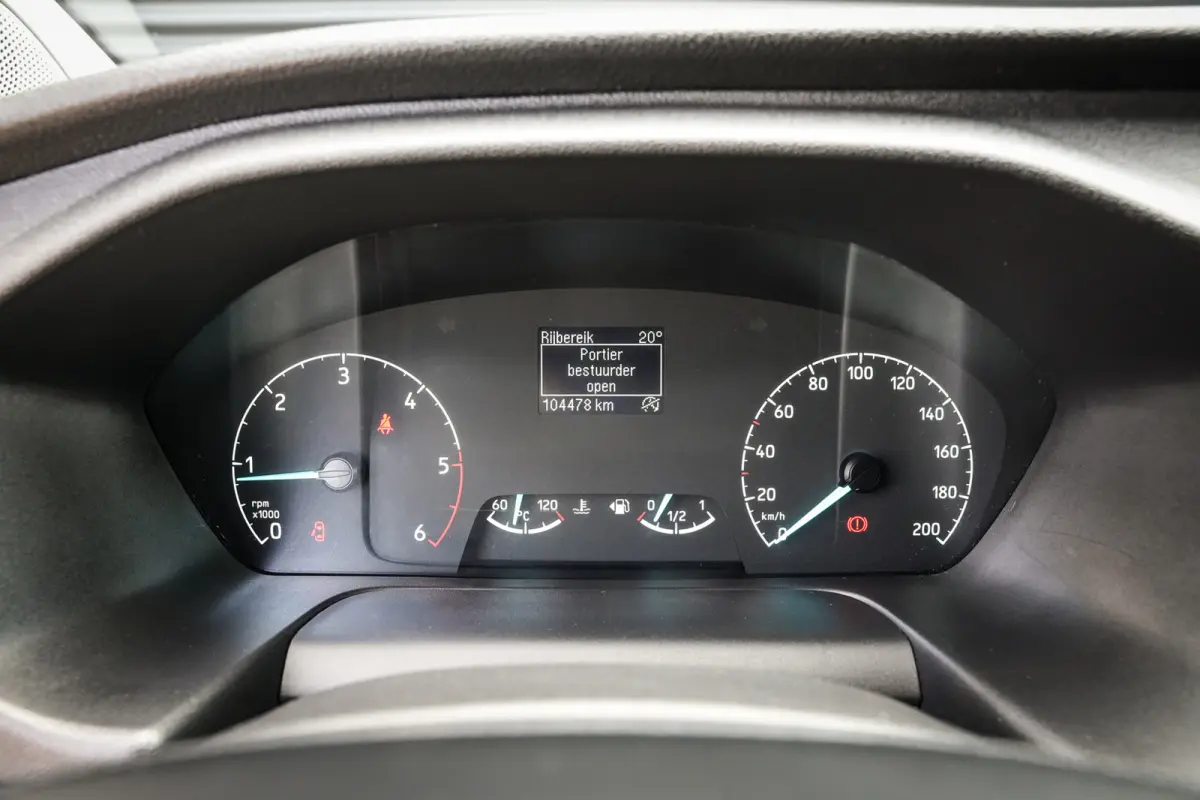 280 2.0 TDCI L1 Trend | Airco | Trekhaak | Sortimo inrichting | Elektr. ramen | Nieuwstaat! |