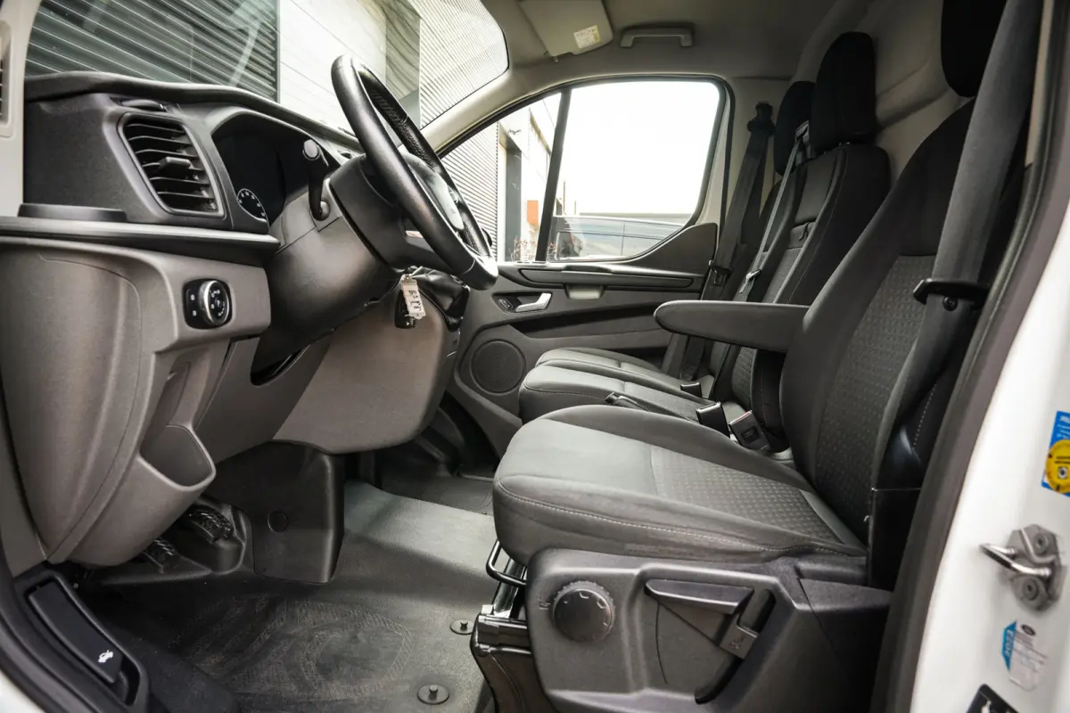 280 2.0 TDCI L1 Trend | Airco | Trekhaak | Sortimo inrichting | Elektr. ramen | Nieuwstaat! |