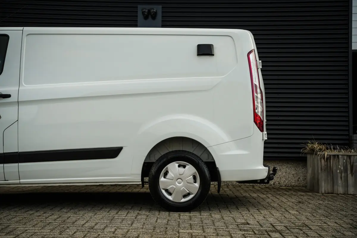280 2.0 TDCI L1 Trend | Airco | Trekhaak | Sortimo inrichting | Elektr. ramen | Nieuwstaat! |