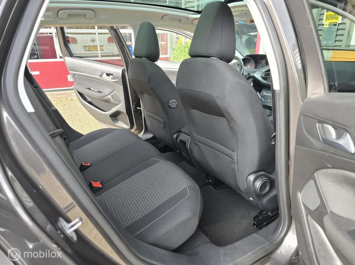 1.2 PureTech Blue Lease Executive