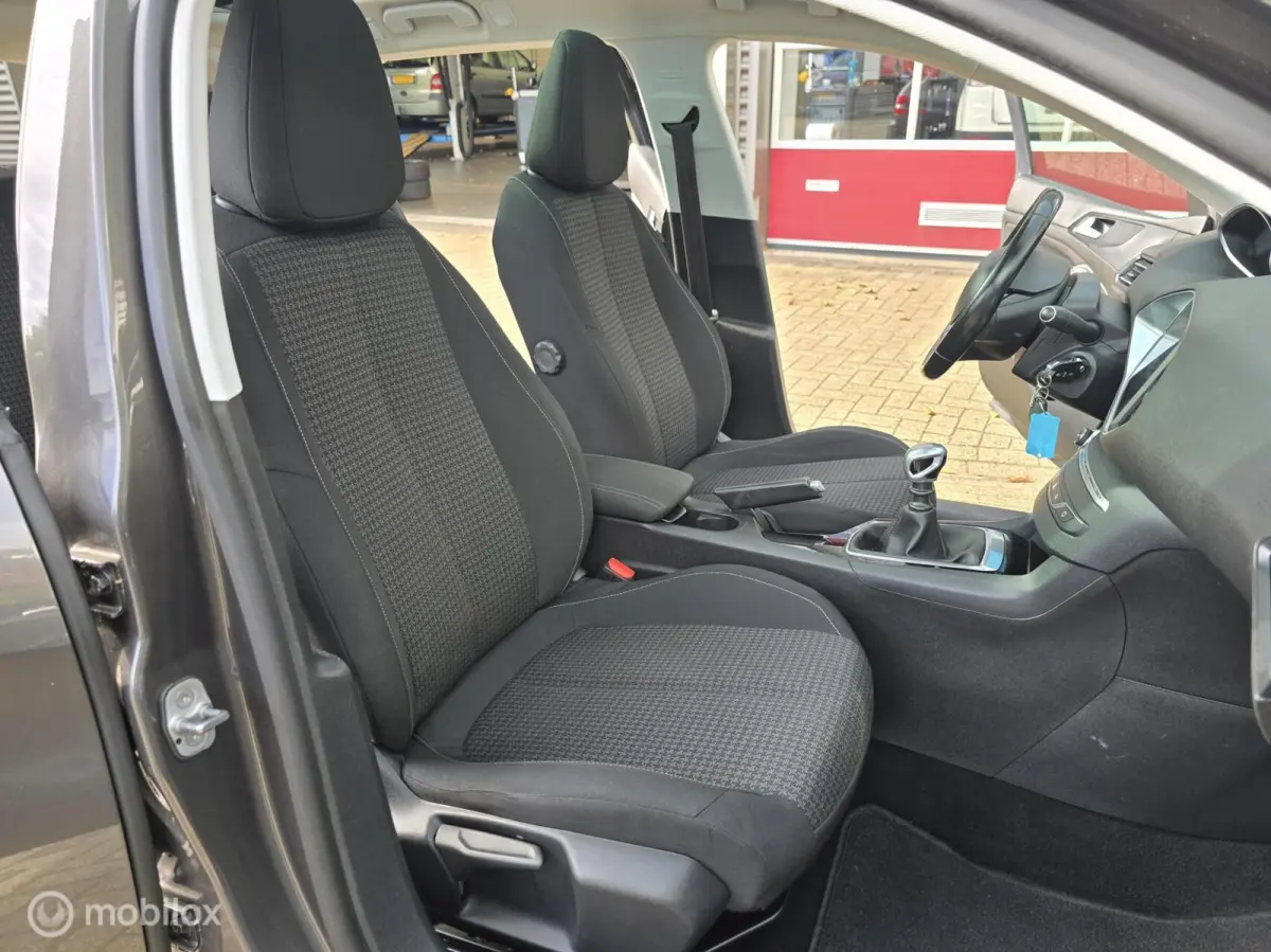 1.2 PureTech Blue Lease Executive