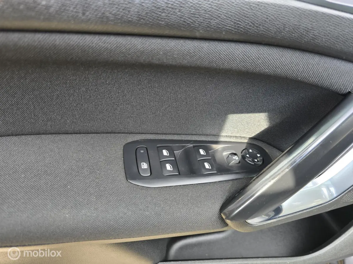 1.2 PureTech Blue Lease Executive
