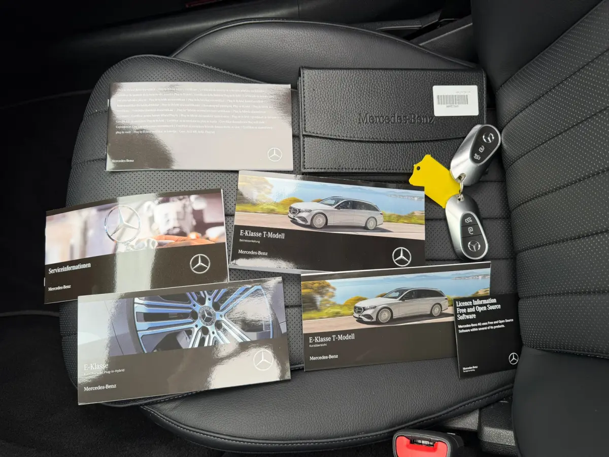 300 de 4MATIC AMG Line | Superscreen | Pano | Burmester | Nightpakket | BTW |
