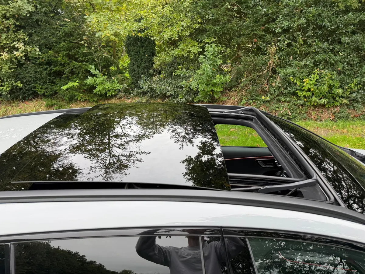 300 de 4MATIC AMG Line | Superscreen | Pano | Burmester | Nightpakket | BTW |