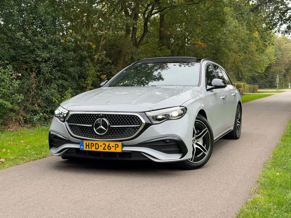 300 de 4MATIC AMG Line | Superscreen | Pano | Burmester | Nightpakket | BTW |