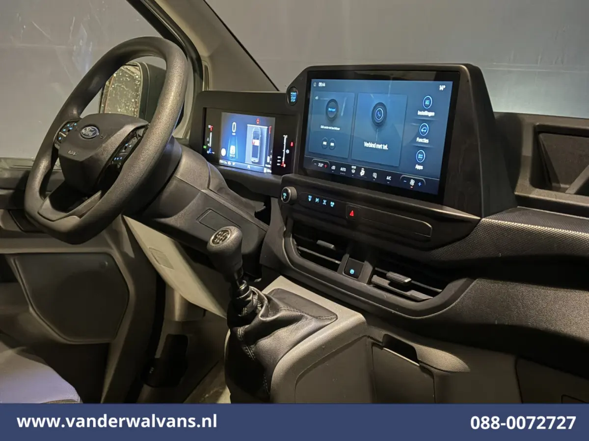 2.0 TDCI 136pk L2H1 Euro6 Airco | Leder | Camera | LED | Apple Carplay | Cruisecontrol Android Auto, Verwarmde Voorruit, Parkeersensoren, Bijrijdersbank, 2740kg trekvermogen