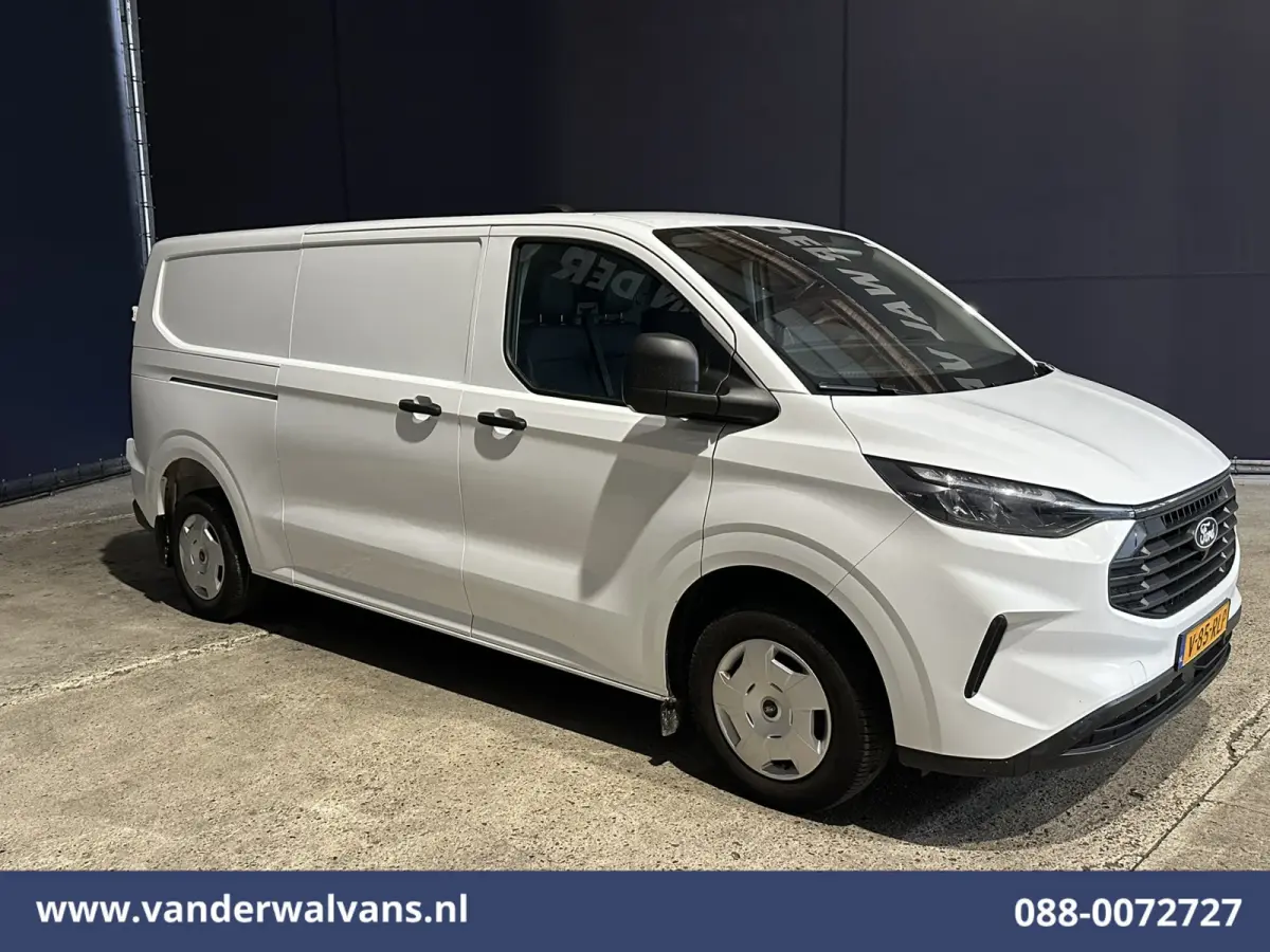 2.0 TDCI 136pk L2H1 Euro6 Airco | Leder | Camera | LED | Apple Carplay | Cruisecontrol Android Auto, Verwarmde Voorruit, Parkeersensoren, Bijrijdersbank, 2740kg trekvermogen