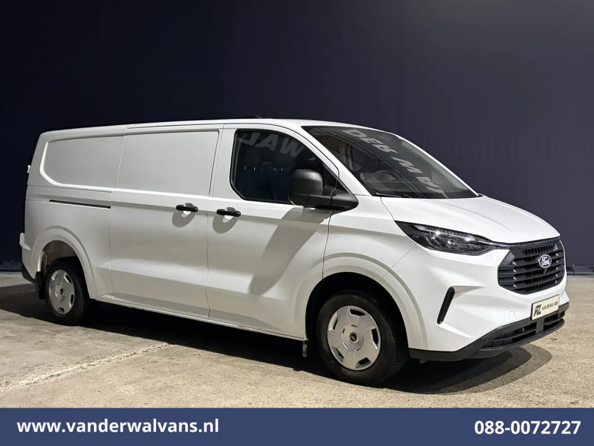 2.0 TDCI 136pk L2H1 Euro6 Airco | Leder | Camera | LED | Apple Carplay | Cruisecontrol Android Auto, Verwarmde Voorruit, Parkeersensoren, Bijrijdersbank, 2740kg trekvermogen
