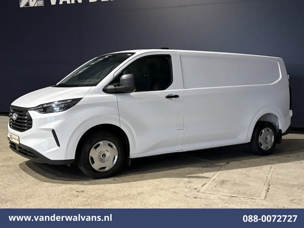 2.0 TDCI 136pk L2H1 Euro6 Airco | Leder | Camera | LED | Apple Carplay | Cruisecontrol Android Auto, Verwarmde Voorruit, Parkeersensoren, Bijrijdersbank, 2740kg trekvermogen