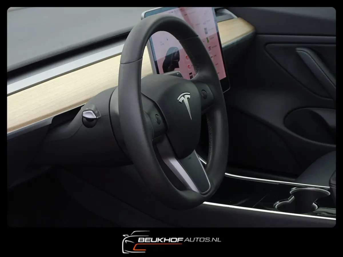 Long Range AWD 75 kWh FSD Pano Leer Soh 90%