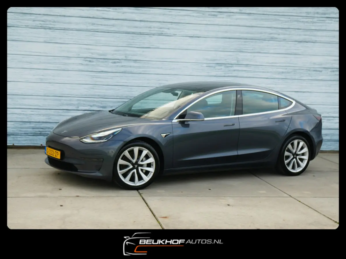 Long Range AWD 75 kWh FSD Pano Leer Soh 90%
