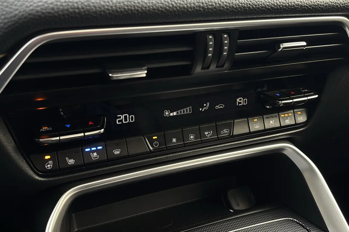 2.5 e-SkyActiv PHEV Takumi | Pano | Trekhaak | Premium Audio |