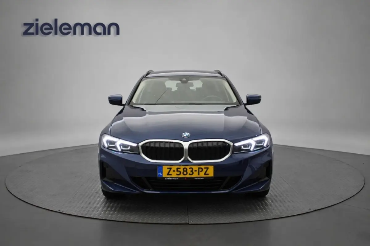 320e - Digitaal Cockpit, Carplay, Cruise, Trekhaak