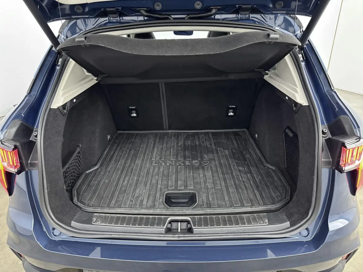 1.5 | PANORAMADAK | ELEK.STOELEN MET MEMORY | 360 CAMERA | CLIMATE CONTROL | STOELVERWARMING | DIGITAAL DASHBOARD |