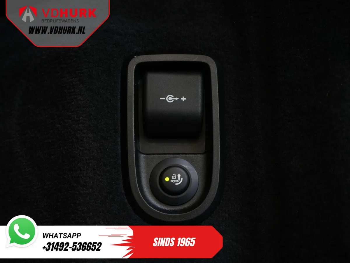 530e Hybrid 292 pk/ M-Sport & Shadow pak/ Garantie/ Onderhoud/ Pano/ Laser/ HUD/ H&K/ Leer/ Stoelverw./ Carplay/ Navi/ Clima/ Camera/ Trekhaak/ Alarm/ 20"