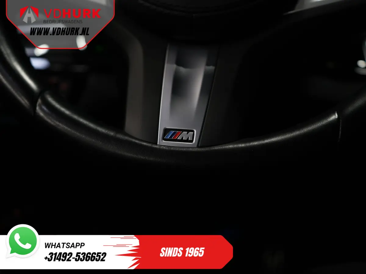 530e Hybrid 292 pk/ M-Sport & Shadow pak/ Garantie/ Onderhoud/ Pano/ Laser/ HUD/ H&K/ Leer/ Stoelverw./ Carplay/ Navi/ Clima/ Camera/ Trekhaak/ Alarm/ 20"