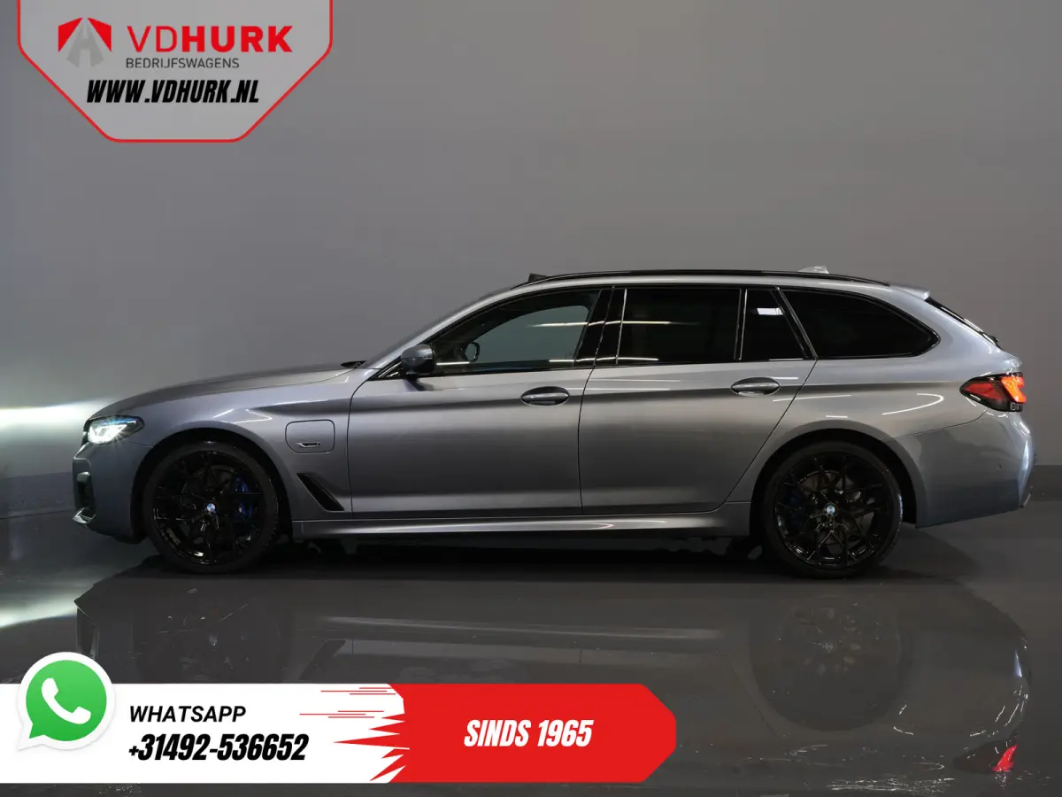 530e Hybrid 292 pk/ M-Sport & Shadow pak/ Garantie/ Onderhoud/ Pano/ Laser/ HUD/ H&K/ Leer/ Stoelverw./ Carplay/ Navi/ Clima/ Camera/ Trekhaak/ Alarm/ 20"