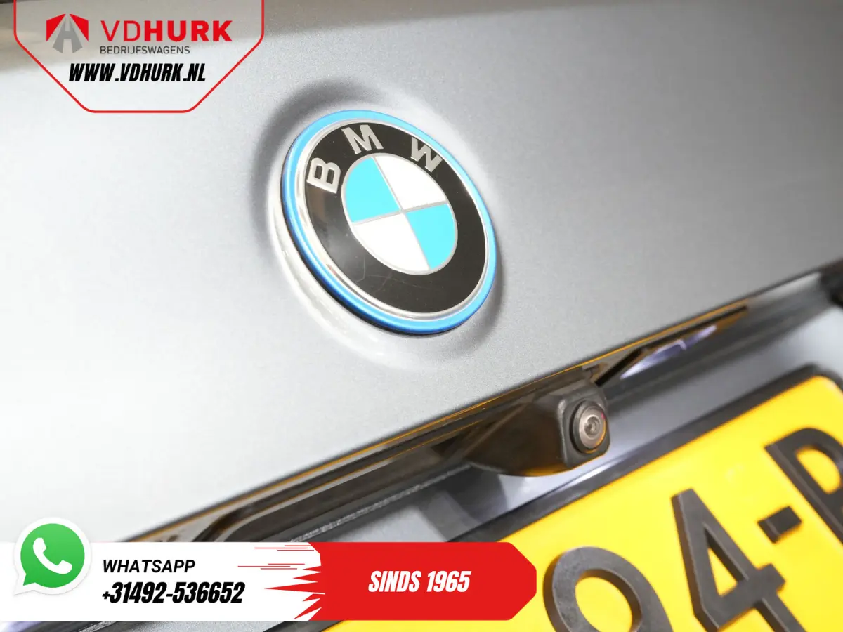 530e Hybrid 292 pk/ M-Sport & Shadow pak/ Garantie/ Onderhoud/ Pano/ Laser/ HUD/ H&K/ Leer/ Stoelverw./ Carplay/ Navi/ Clima/ Camera/ Trekhaak/ Alarm/ 20"
