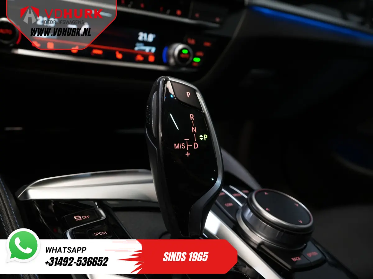 530e Hybrid 292 pk/ M-Sport & Shadow pak/ Garantie/ Onderhoud/ Pano/ Laser/ HUD/ H&K/ Leer/ Stoelverw./ Carplay/ Navi/ Clima/ Camera/ Trekhaak/ Alarm/ 20"