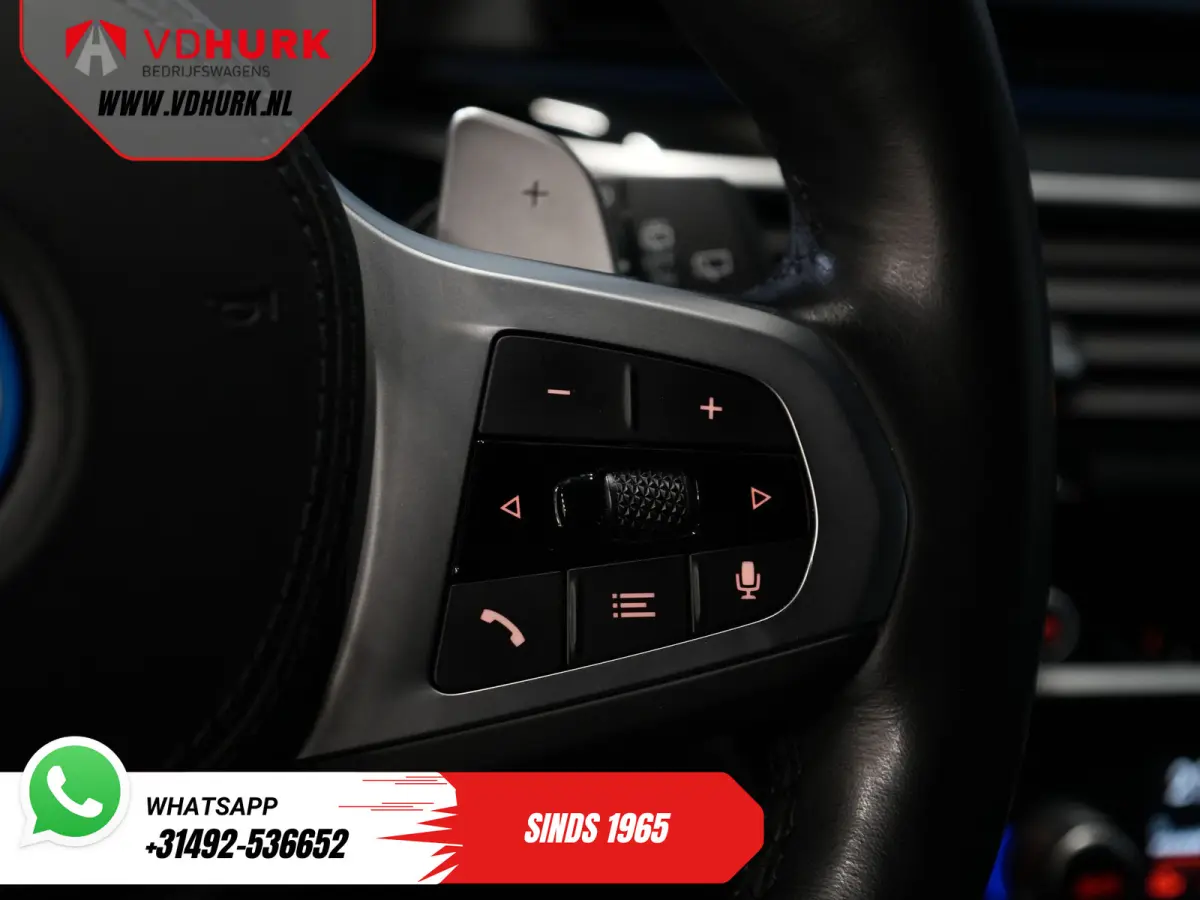 530e Hybrid 292 pk/ M-Sport & Shadow pak/ Garantie/ Onderhoud/ Pano/ Laser/ HUD/ H&K/ Leer/ Stoelverw./ Carplay/ Navi/ Clima/ Camera/ Trekhaak/ Alarm/ 20"