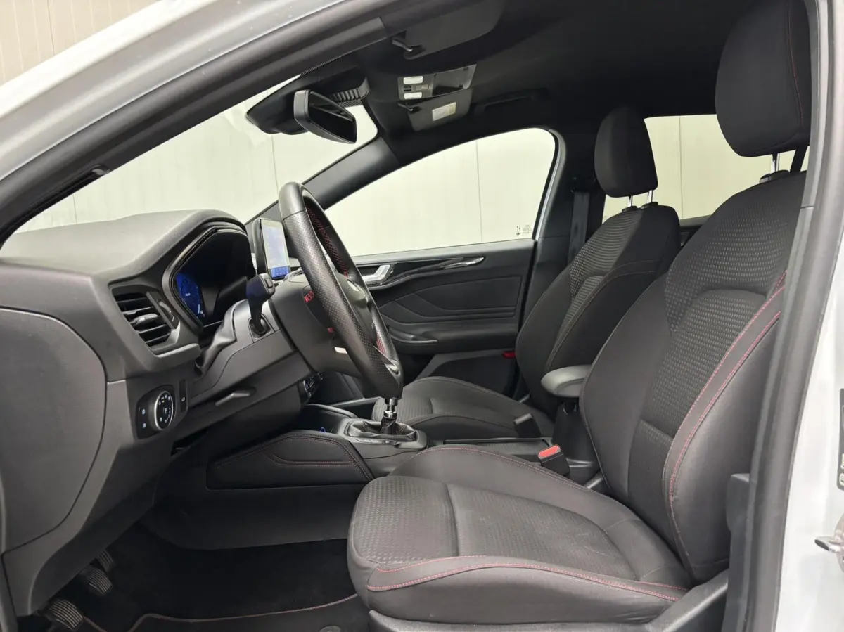 1.0 EcoBoost ST Line X Business / Digital Dash / Pack Winter / B&O / Lage KM / NL Auto / DealerOH!