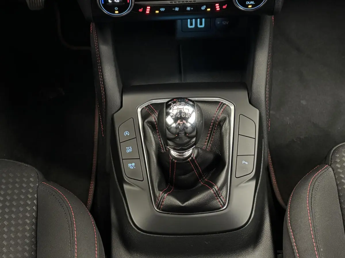1.0 EcoBoost ST Line X Business / Digital Dash / Pack Winter / B&O / Lage KM / NL Auto / DealerOH!