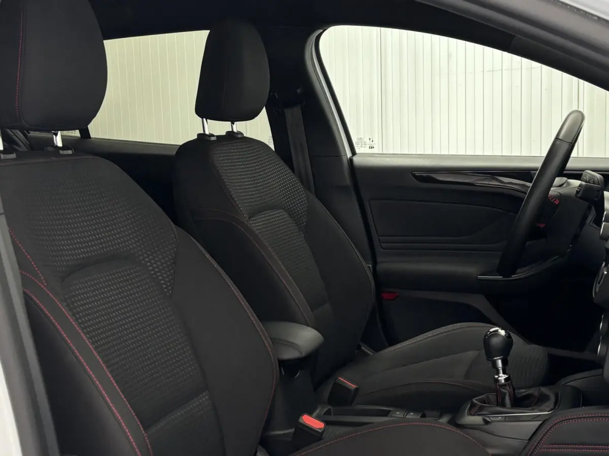 1.0 EcoBoost ST Line X Business / Digital Dash / Pack Winter / B&O / Lage KM / NL Auto / DealerOH!