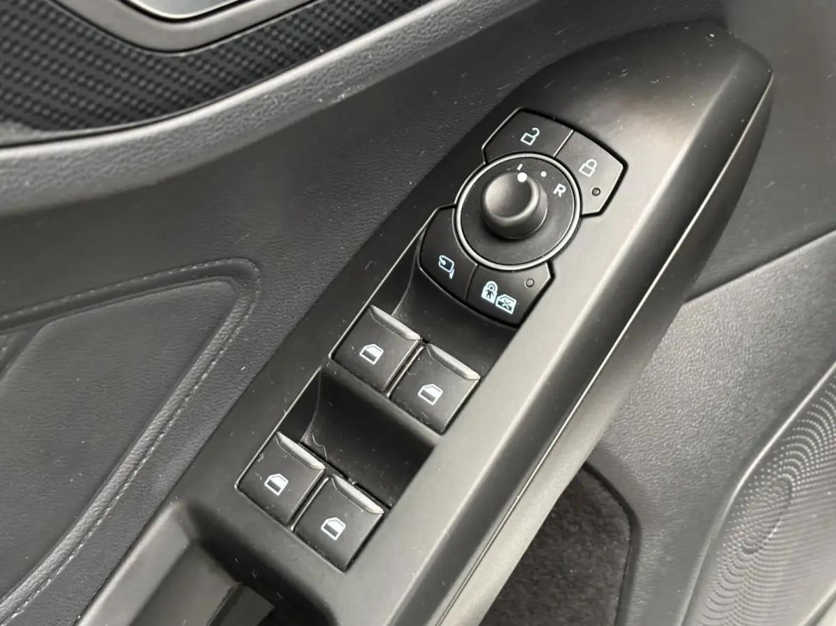 1.0 EcoBoost ST Line X Business / Digital Dash / Pack Winter / B&O / Lage KM / NL Auto / DealerOH!