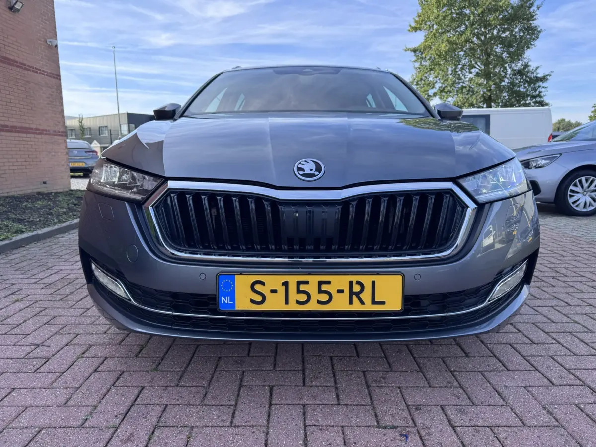 1.0 e-TSI Business Edition Plus, Led, Automaat, Carplay,