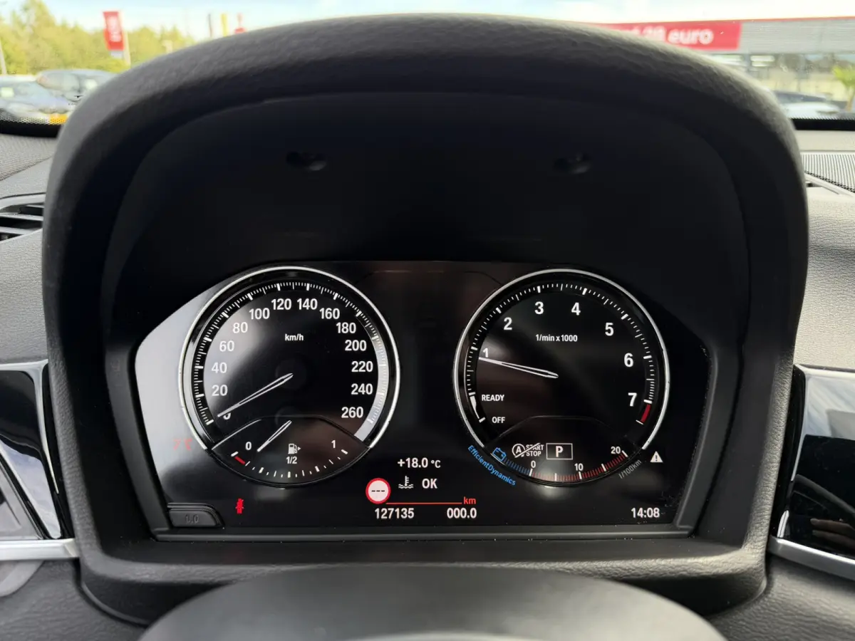 xDrive20i High Executive M Sport ACC Harman-Kardon Trekhaak Panoramadak 19 Inch LED