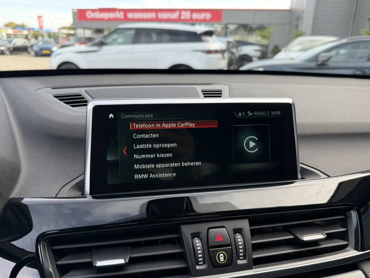 xDrive20i High Executive M Sport ACC Harman-Kardon Trekhaak Panoramadak 19 Inch LED
