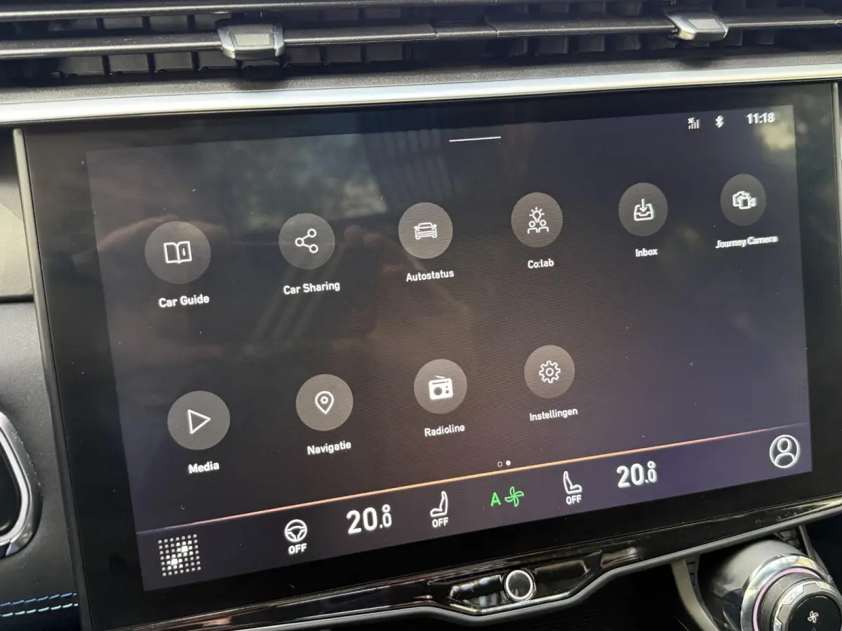 1.5 | SOH 99,70% | Panoramadak | Stuurverwarming | Climate control | PDC + Camera | Apple Carplay/Android Auto |