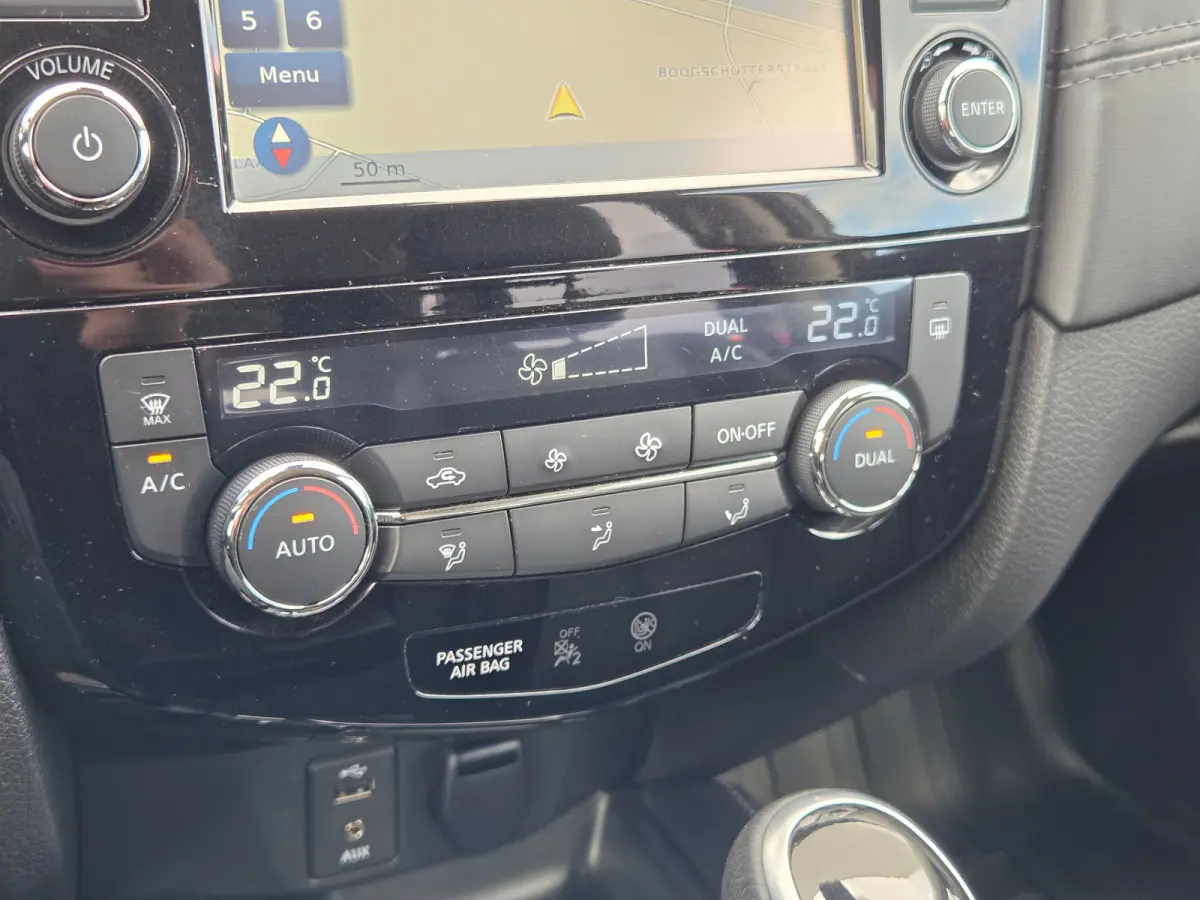 1.3 DIG-T Tekna Cruise control / DAB / Keyless entry/start / Voorstoelen verwarmd