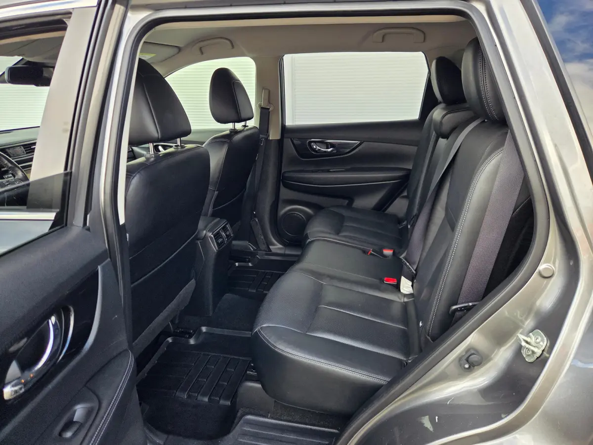 1.3 DIG-T Tekna Cruise control / DAB / Keyless entry/start / Voorstoelen verwarmd