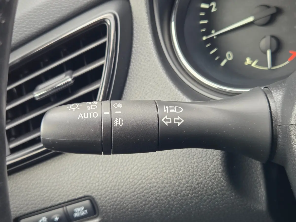 1.3 DIG-T Tekna Cruise control / DAB / Keyless entry/start / Voorstoelen verwarmd