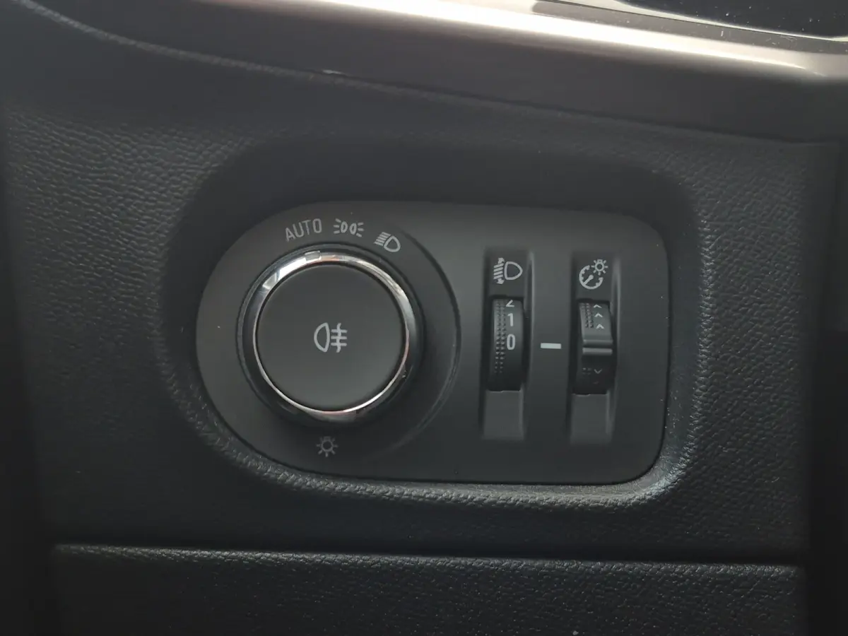 1.2 Edition LED | Airco | Cruise control | DAB |