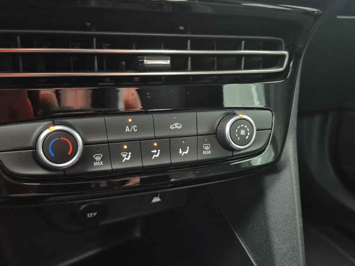 1.2 Edition LED | Airco | Cruise control | DAB |