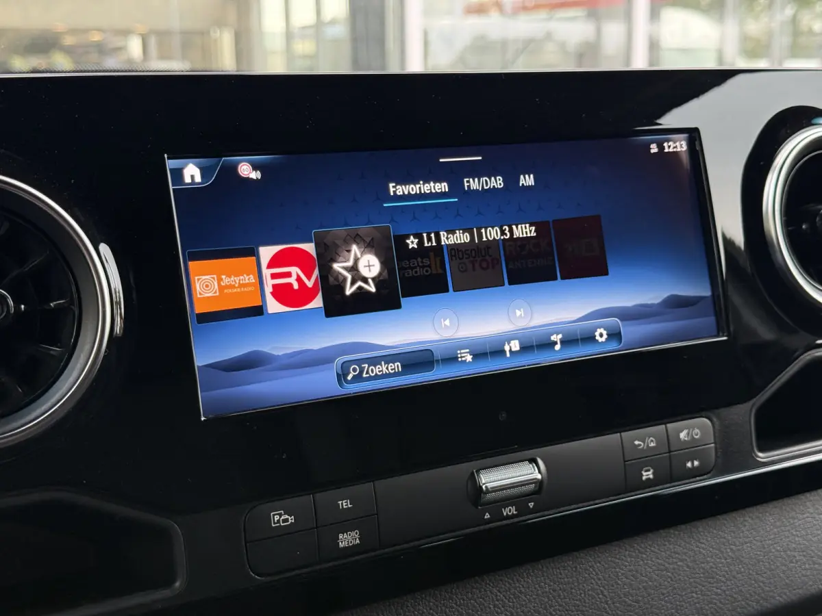 317 1.9 CDI L3H2 RWD | Facelift | Stoelverw. | PDC | Camera | Navi | Carplay