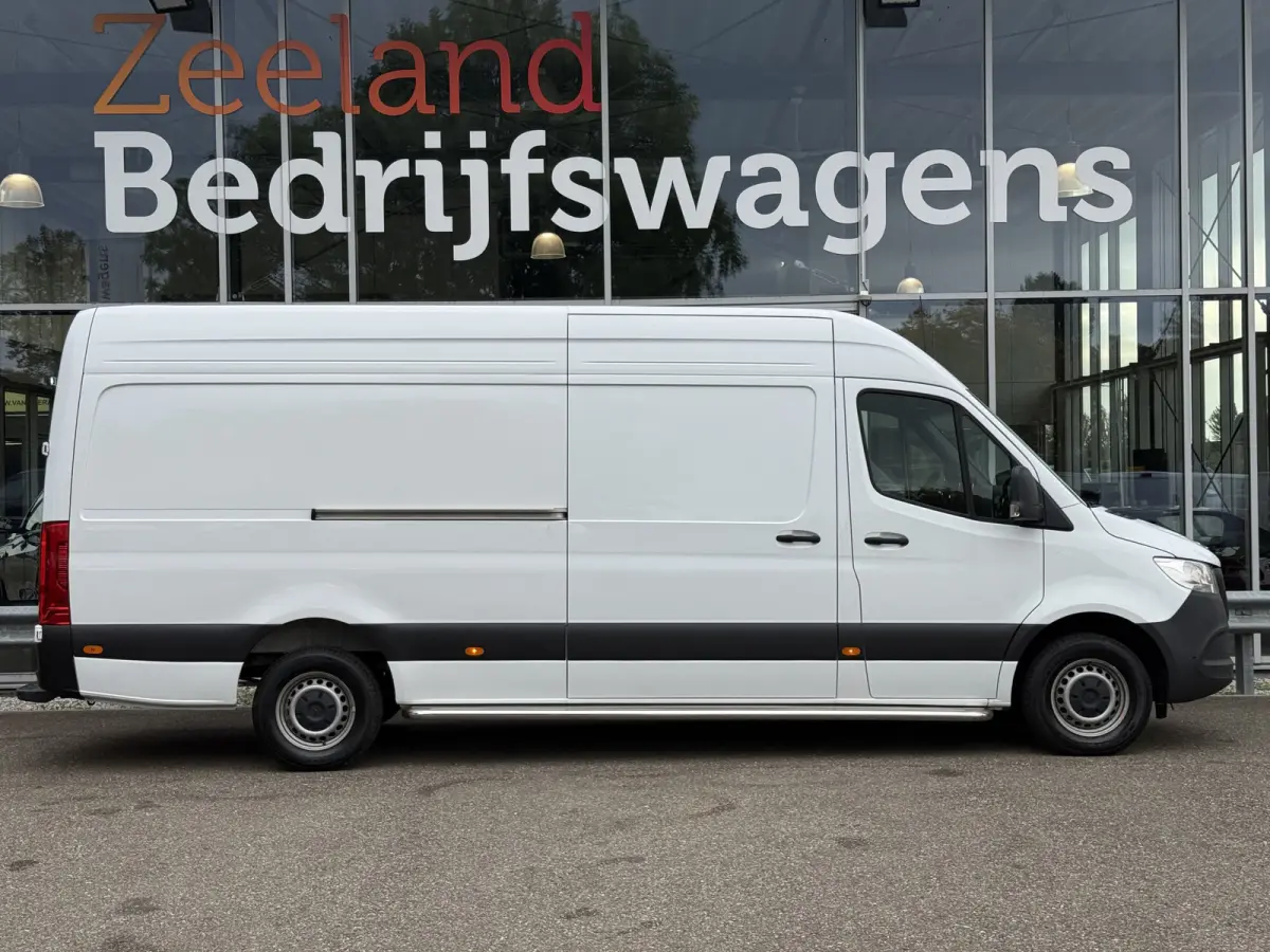 317 1.9 CDI L3H2 RWD | Facelift | Stoelverw. | PDC | Camera | Navi | Carplay