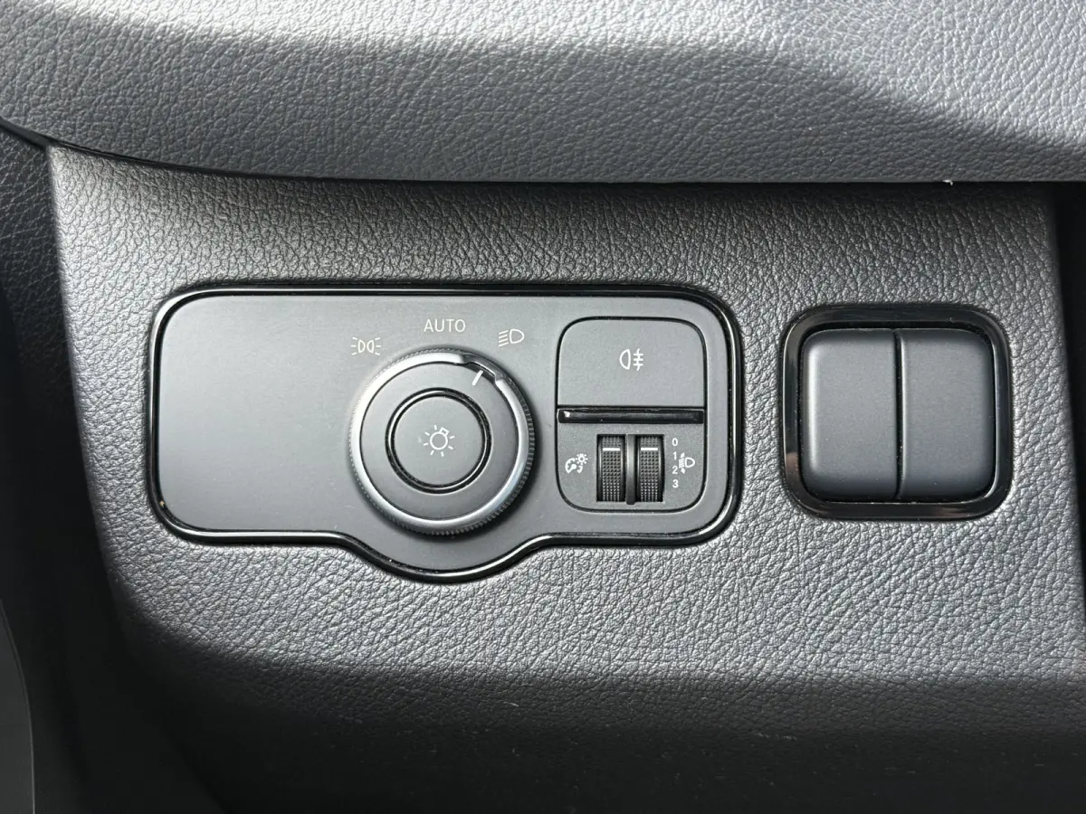 317 1.9 CDI L3H2 RWD | Facelift | Stoelverw. | PDC | Camera | Navi | Carplay
