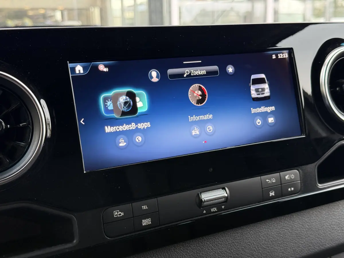 317 1.9 CDI L3H2 RWD | Facelift | Stoelverw. | PDC | Camera | Navi | Carplay