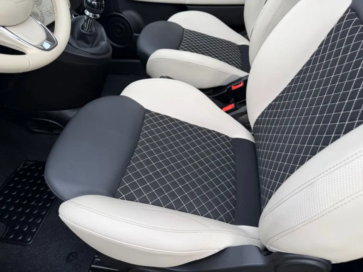 1.0 HYBRID DOLCEVITA AIRCO PANO NAVI PDC CARPLAY.