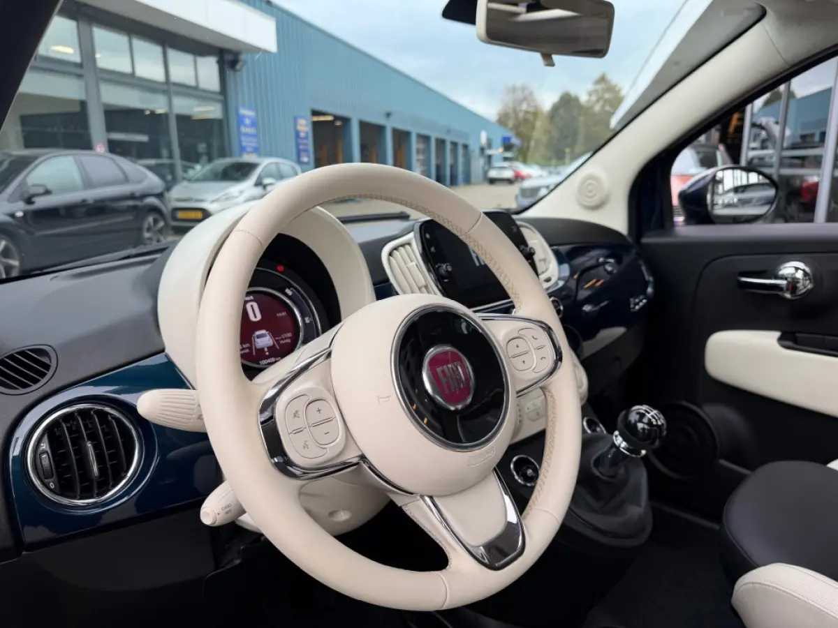 1.0 HYBRID DOLCEVITA AIRCO PANO NAVI PDC CARPLAY.