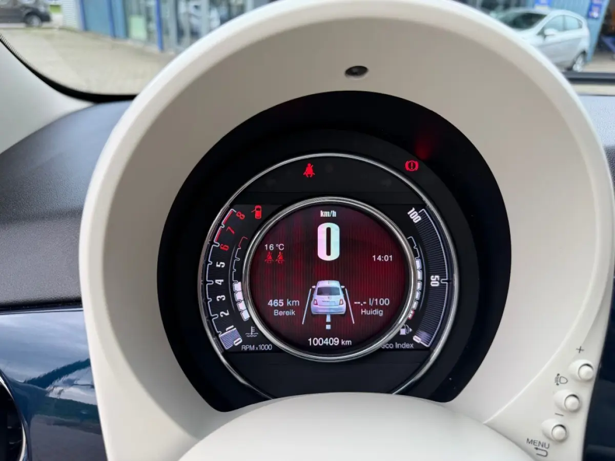 1.0 HYBRID DOLCEVITA AIRCO PANO NAVI PDC CARPLAY.