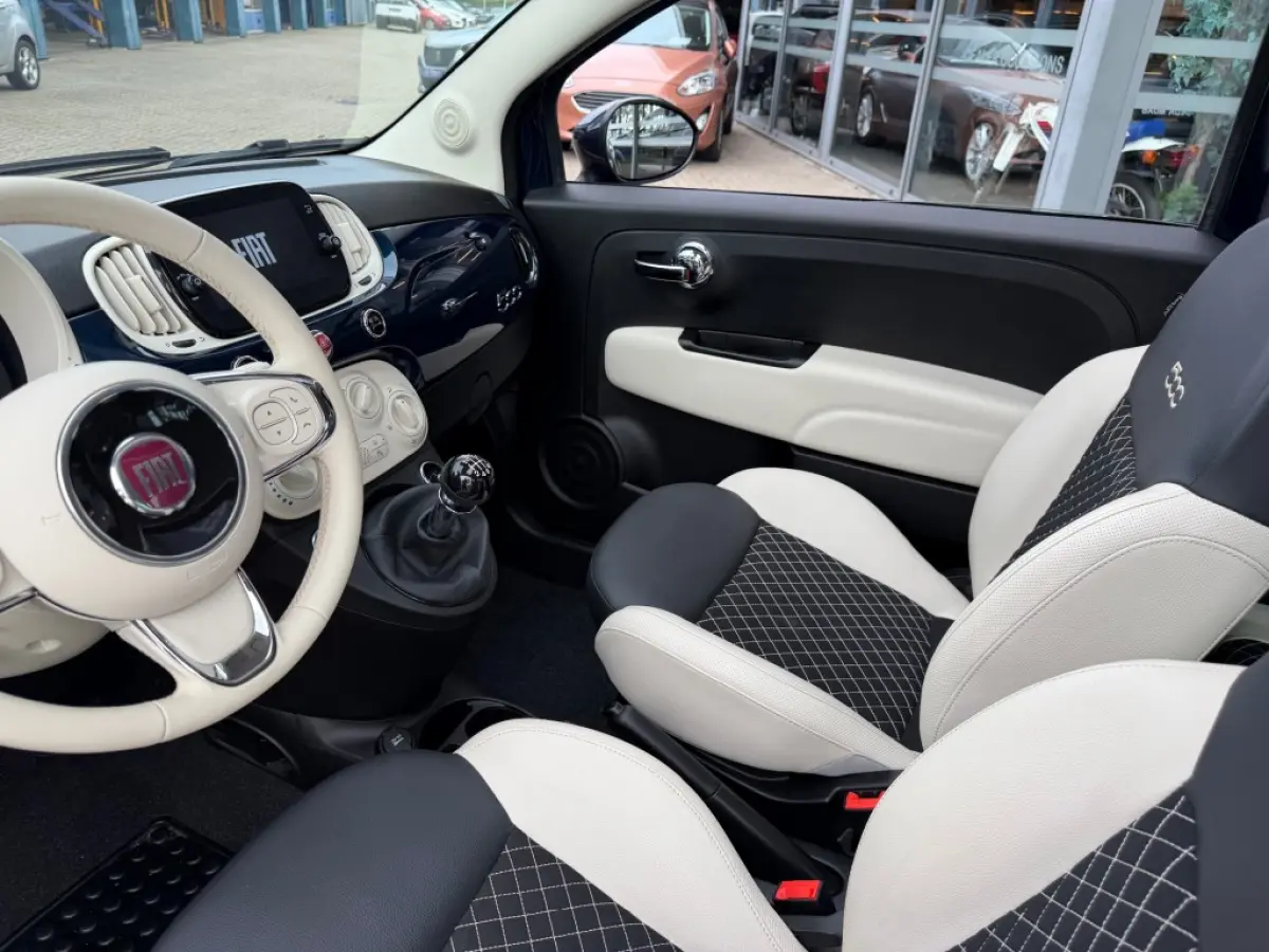 1.0 HYBRID DOLCEVITA AIRCO PANO NAVI PDC CARPLAY.
