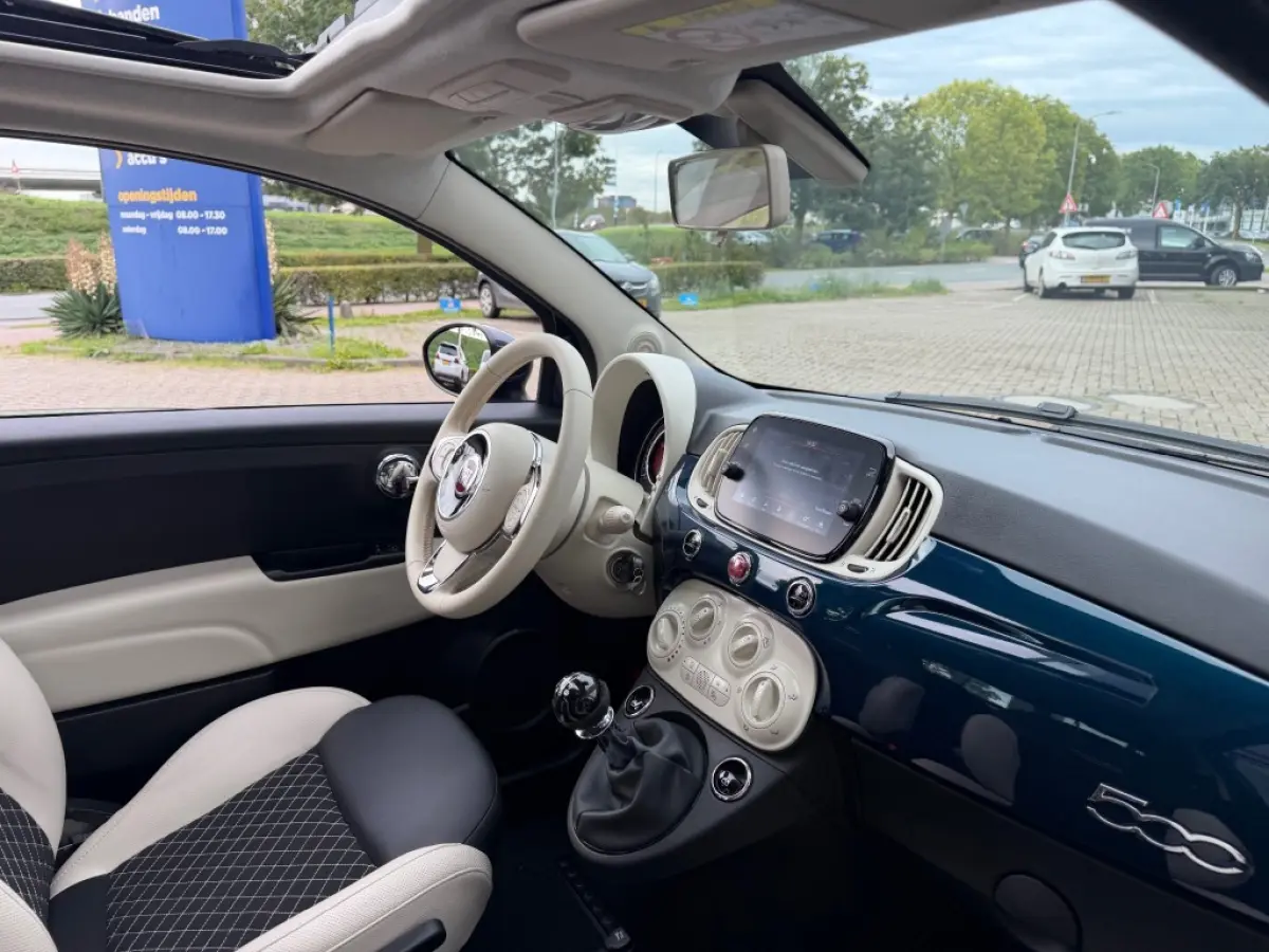 1.0 HYBRID DOLCEVITA AIRCO PANO NAVI PDC CARPLAY.